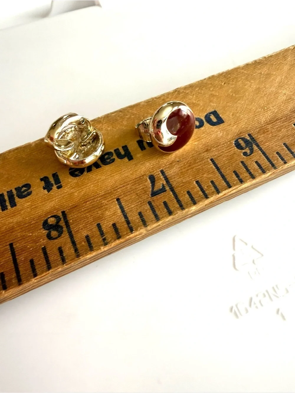 N/A vintage clipon